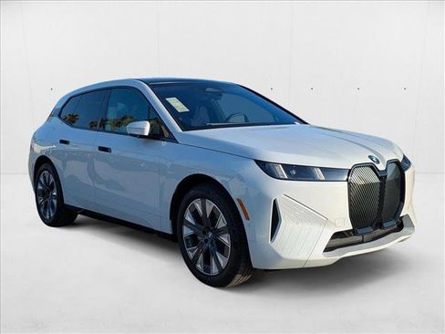 New 2026 BMW iX xDrive60 w/ Premium Package image 7