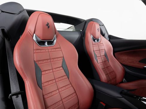 Certified 2024 Ferrari 296 GTS RWD image 33