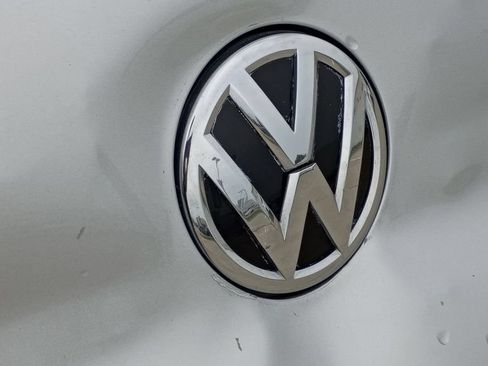 Used 2013 Volkswagen Beetle 2.5 FWD image 10
