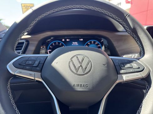 New 2026 Volkswagen Atlas SE image 27
