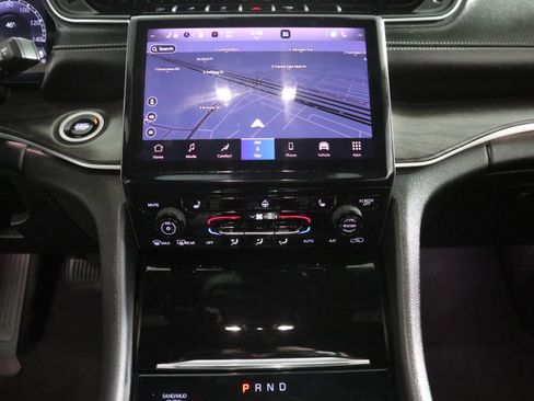 Used 2025 Jeep Grand Cherokee L Limited w/ Trailer Tow Package image 25