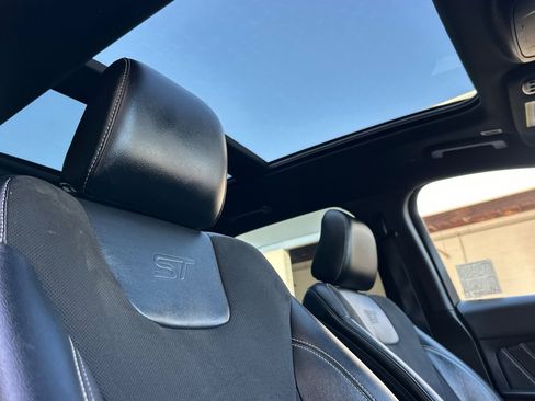 Used 2020 Ford Edge ST w/ Equipment Group 401A image 21