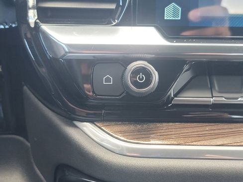 Used 2025 Chevrolet Silverado 1500 RST w/ Dark Appearance Package image 30