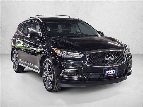 Used 2020 INFINITI QX60 Luxe w/ Sensory Package FWD image 3