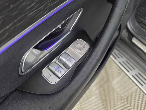 Used 2021 Mercedes-Benz GLS 450 4MATIC image 27