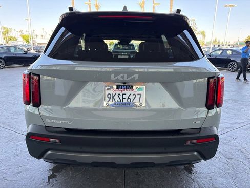 Used 2023 Kia Sorento X-Line EX AWD/4WD image 4