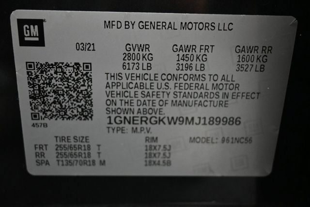Used 2021 Chevrolet Traverse LT w/ LPO, Blackout Package FWD image 23
