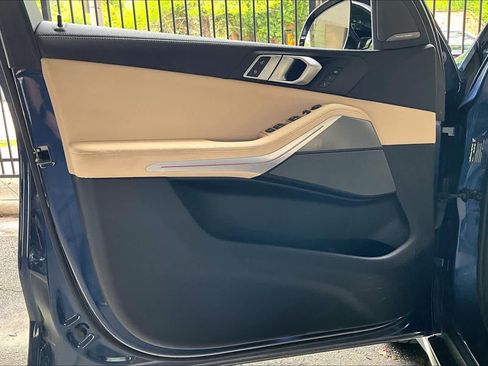 Used 2021 BMW X5 xDrive40i w/ Premium Package 2 image 21