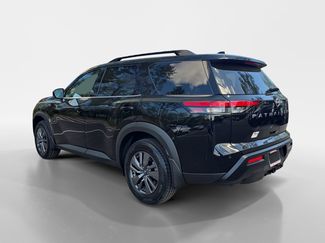 New 2026 Nissan Pathfinder SV FWD video 3