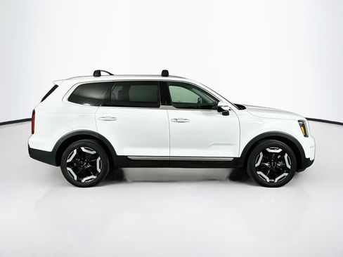 Used 2025 Kia Telluride S AWD/4WD image 10