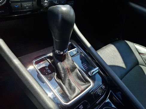 Used 2023 Jeep Compass Trailhawk AWD/4WD image 15