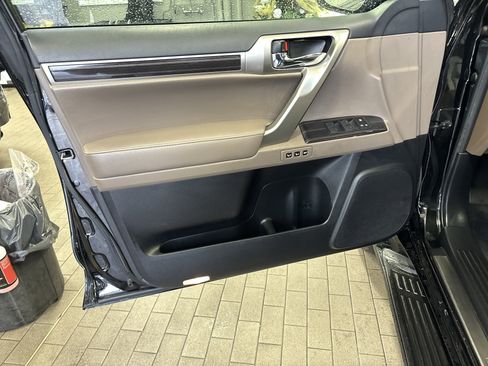 Used 2021 Lexus GX 460 Premium image 14