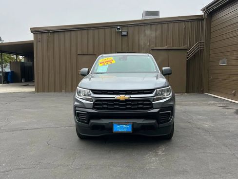 Used 2022 Chevrolet Colorado LT w/ Safety Package image 2