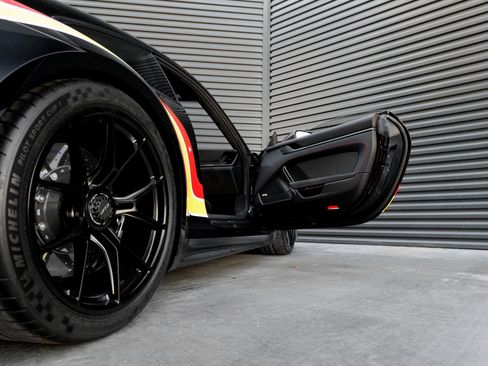 Certified 2026 Porsche 911 GT3 RWD image 38