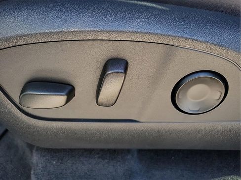 New 2026 GMC Acadia Denali w/ Super Cruise Package image 15