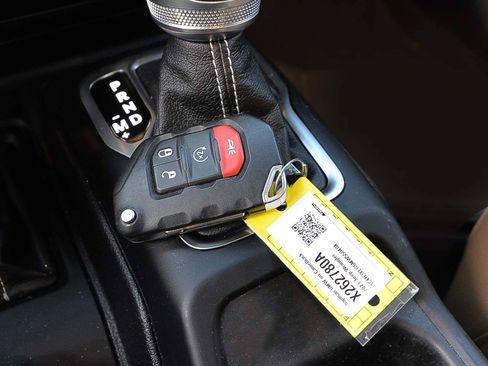 Used 2021 Jeep Wrangler Unlimited Sahara AWD/4WD image 19