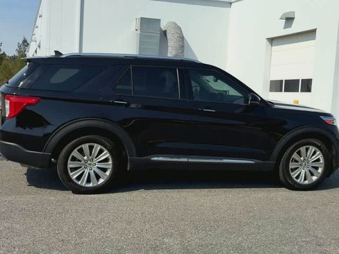 Used 2023 Ford Explorer Limited w/ Limited Technology Package image 9