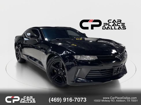 Used 2016 Chevrolet Camaro LT RWD image 1