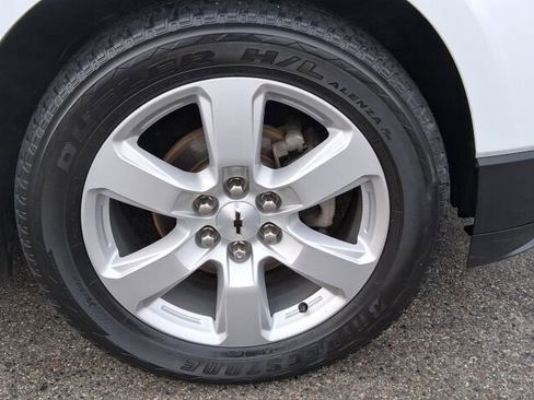 Used 2016 Chevrolet Traverse LT w/ Traveler's Package image 8