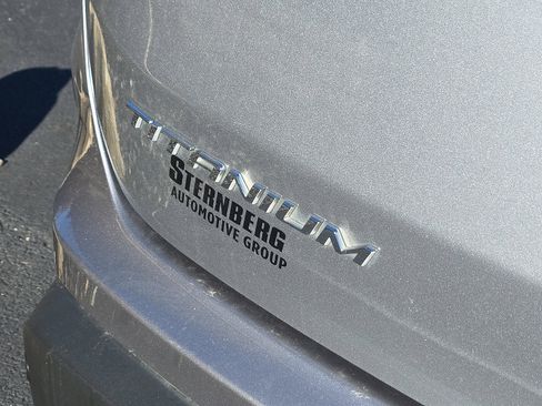 Certified 2024 Ford Edge Titanium image 5