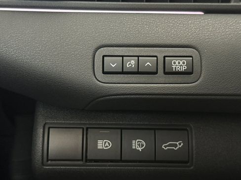 New 2026 Toyota bZ XLE image 30