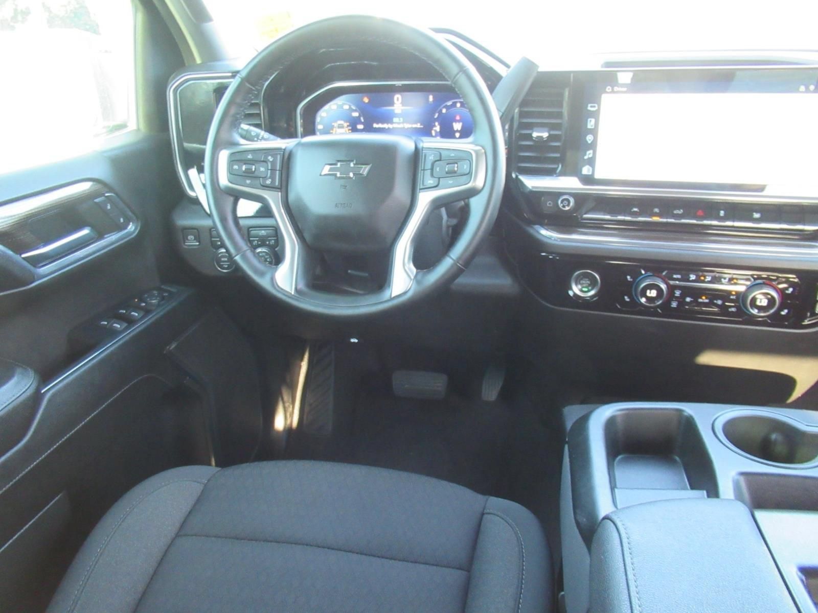 Used 2024 Chevrolet Silverado 1500 RST w/ Protection Package AWD/4WD image 15