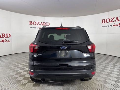 Used 2019 Ford Escape SE image 7