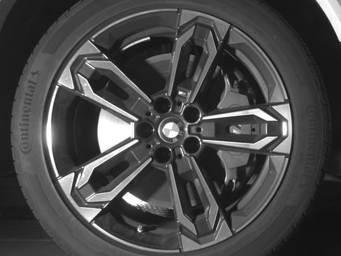Used 2026 BMW X2 xDrive28i w/ M Sport Package AWD/4WD image 35