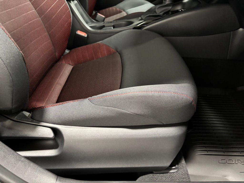 Used 2026 Toyota Corolla SE FWD image 57