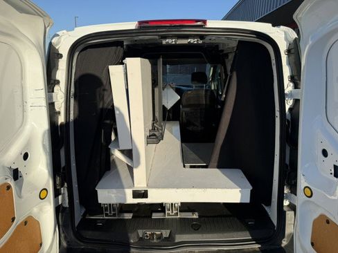 Used 2018 Ford Transit Connect XL image 6