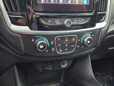 Certified 2022 Chevrolet Traverse Premier w/ Redline Edition image 29