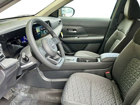 New 2025 Nissan Kicks SV w/ Charging Package image 18