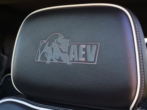 Used 2024 GMC Sierra 2500 AT4X w/ AT4X AEV Edition image 18