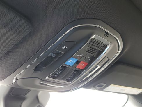 New 2025 Jeep Grand Cherokee 4WD image 13