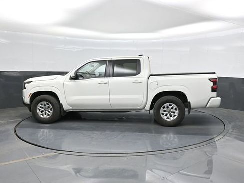Used 2024 Nissan Frontier SV w/ Technology Package image 9