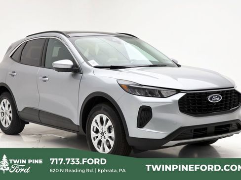 New 2024 Ford Escape Active w/ Tech Pack #2 AWD/4WD image 1