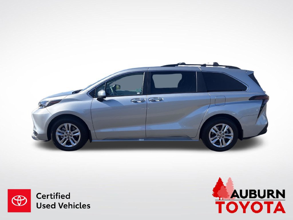Certified 2025 Toyota Sienna XLE w/ XLE Plus Package FWD image 9