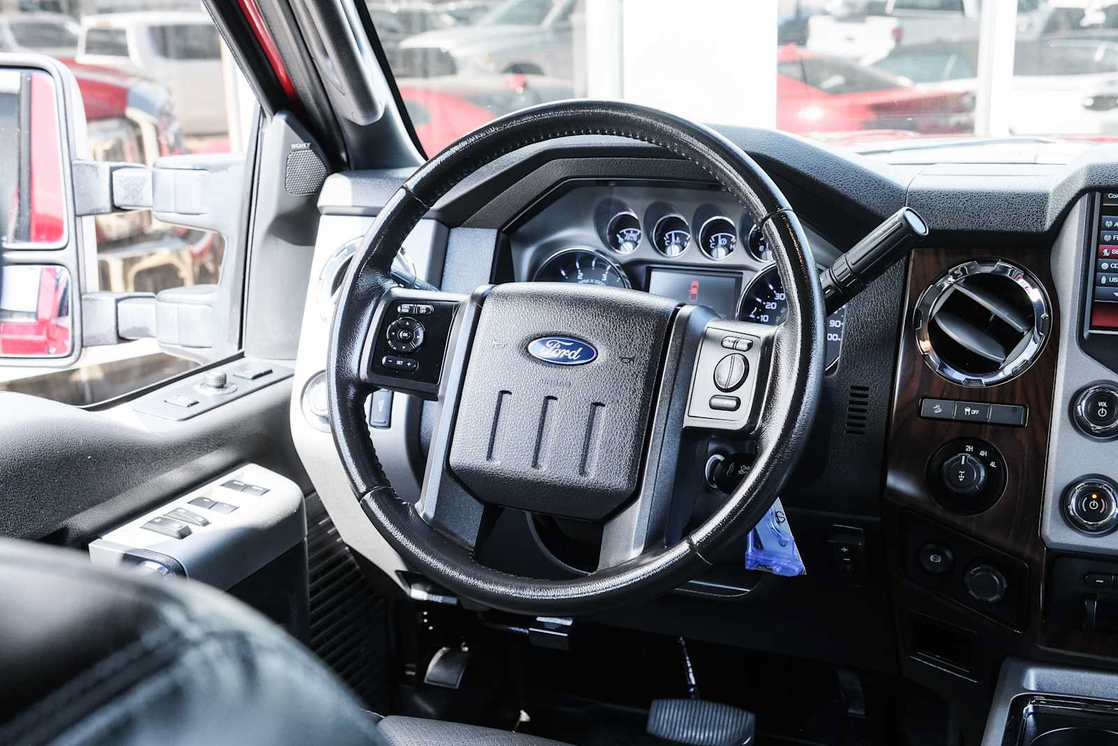 Used 2016 Ford F250 Lariat w/ Lariat Ultimate Package AWD/4WD image 25