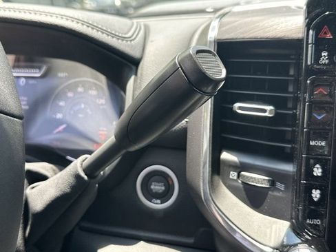 New 2026 RAM 2500 Laramie AWD/4WD image 30