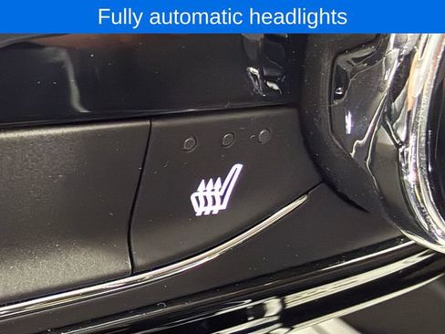 Used 2025 Chevrolet Trax ACTIV FWD image 23