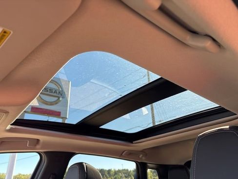 New 2026 Nissan Kicks SR w/ SR Premium Package image 26