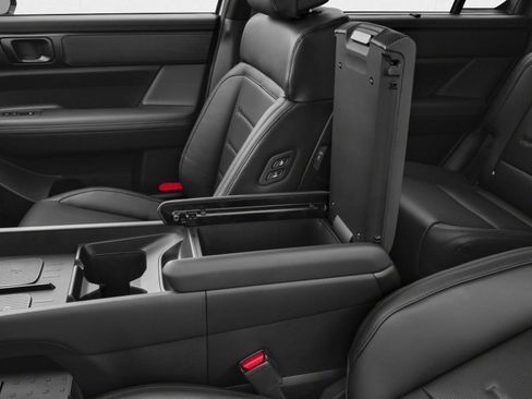 New 2025 Hyundai Santa Fe Calligraphy AWD/4WD image 10