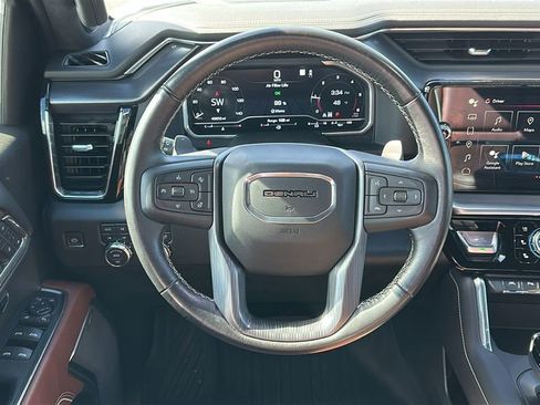 Certified 2022 GMC Sierra 1500 Denali Ultimate image 12