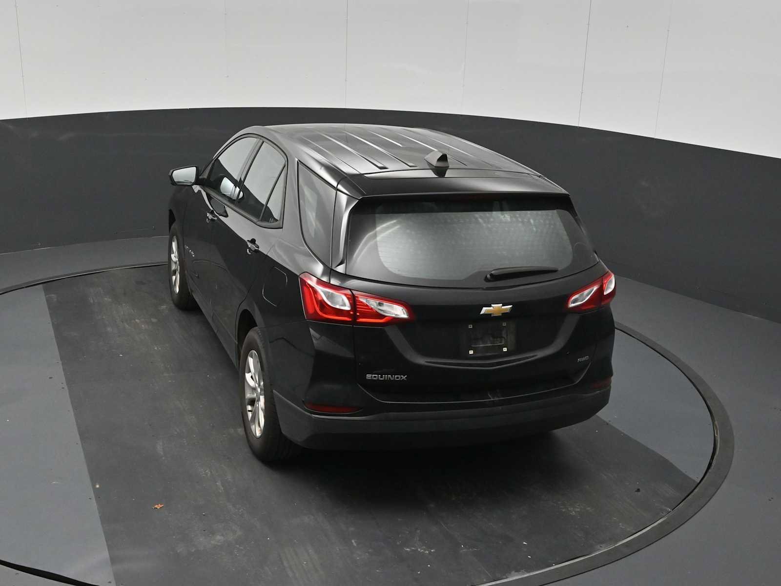 Used 2019 Chevrolet Equinox LS AWD/4WD image 14