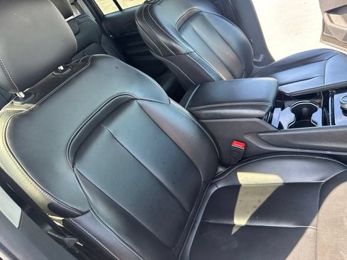 Used 2021 Jeep Grand Cherokee L Laredo w/ Luxury Tech Group I AWD/4WD image 37