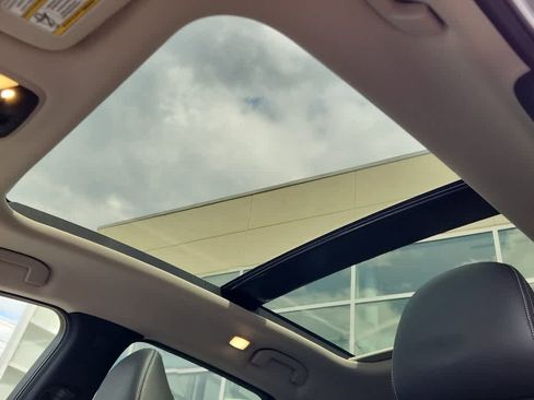 Used 2022 INFINITI QX50 Essential image 12