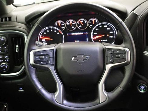 Used 2020 Chevrolet Silverado 1500 LT Trail Boss w/ Convenience Package image 18