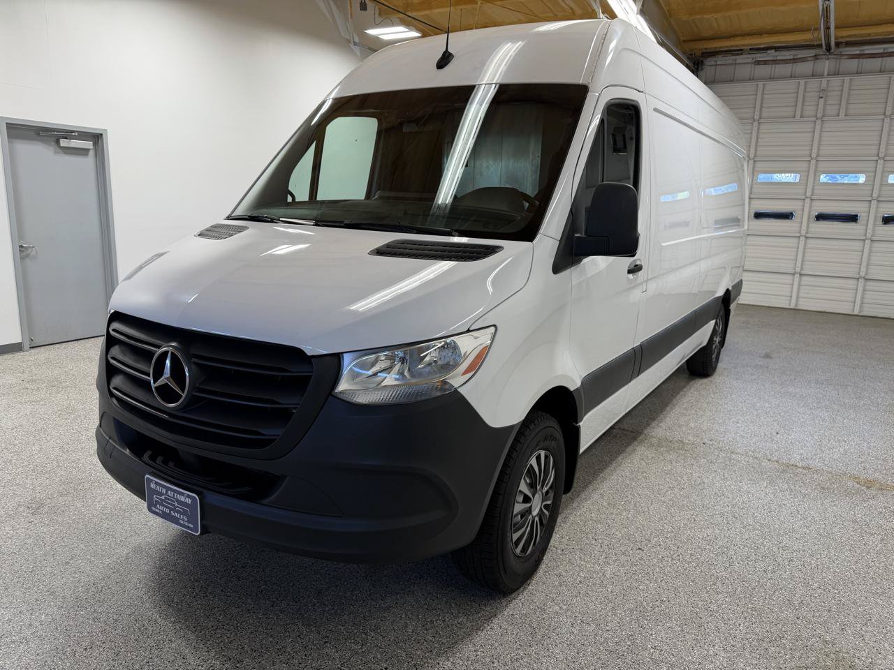 Used 2020 Mercedes-Benz Sprinter 2500 w/ Driver Convenience Package image 2