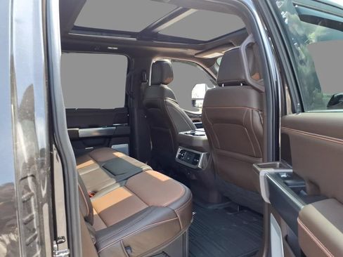 Used 2025 Ford F450 King Ranch w/ Chrome Package AWD/4WD image 11