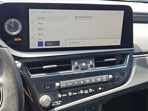 Certified 2024 Lexus ES 350 w/ Premium Package FWD image 15